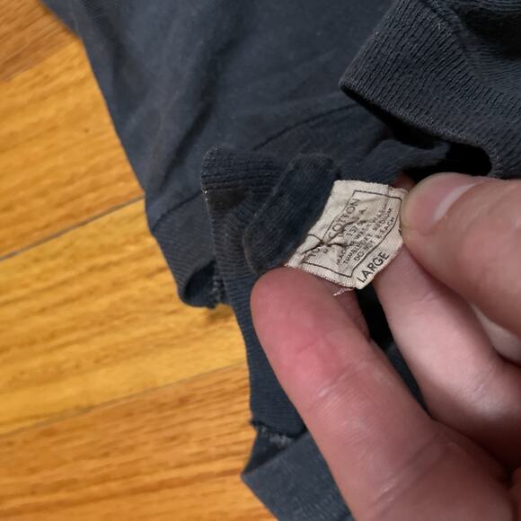 Vintage Bob Seger Shirt 1980 Against The Wind Single Stitch 80s USA Fade Holes - Picture 7 of 9